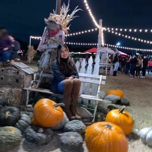 Meet your Posher, Jazmin